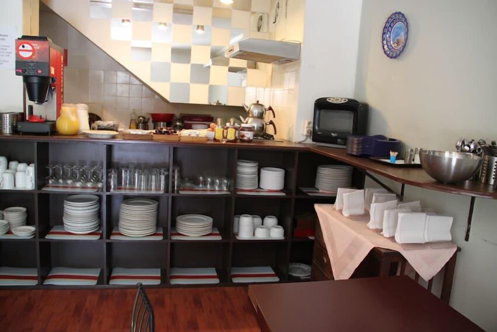 Hotel Bentley New 2*