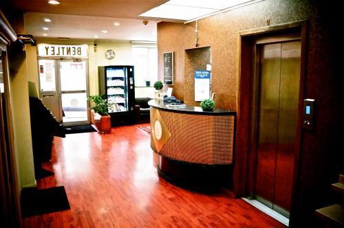 Hotel Bentley New 2*