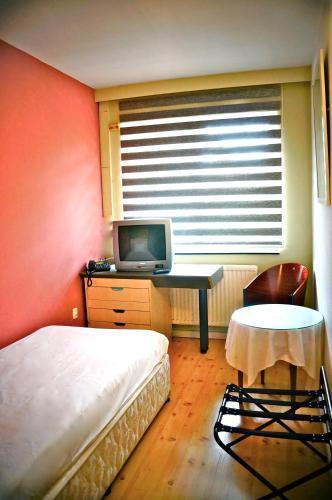 Bentley New 2* Schaerbeek
